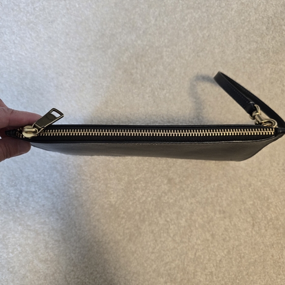 Coach Pouch - Picture 3 of 6